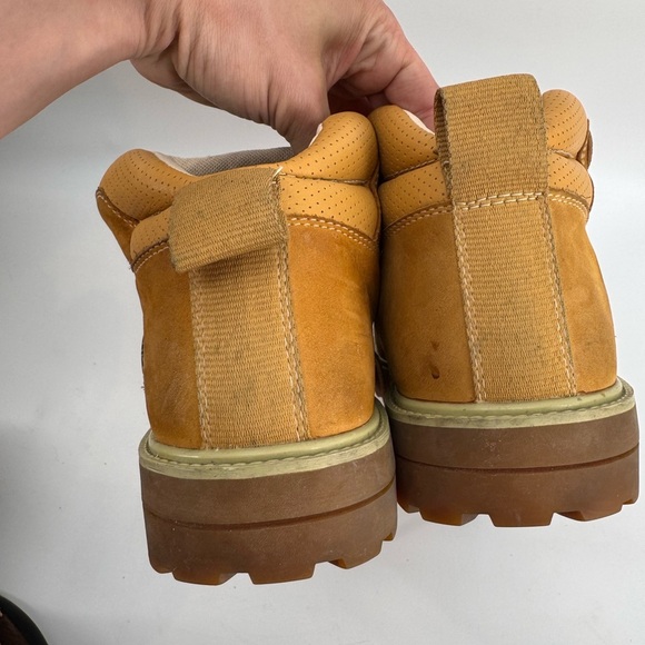 Timberland Moe Toe Chukka Boots - Picture 4 of 5